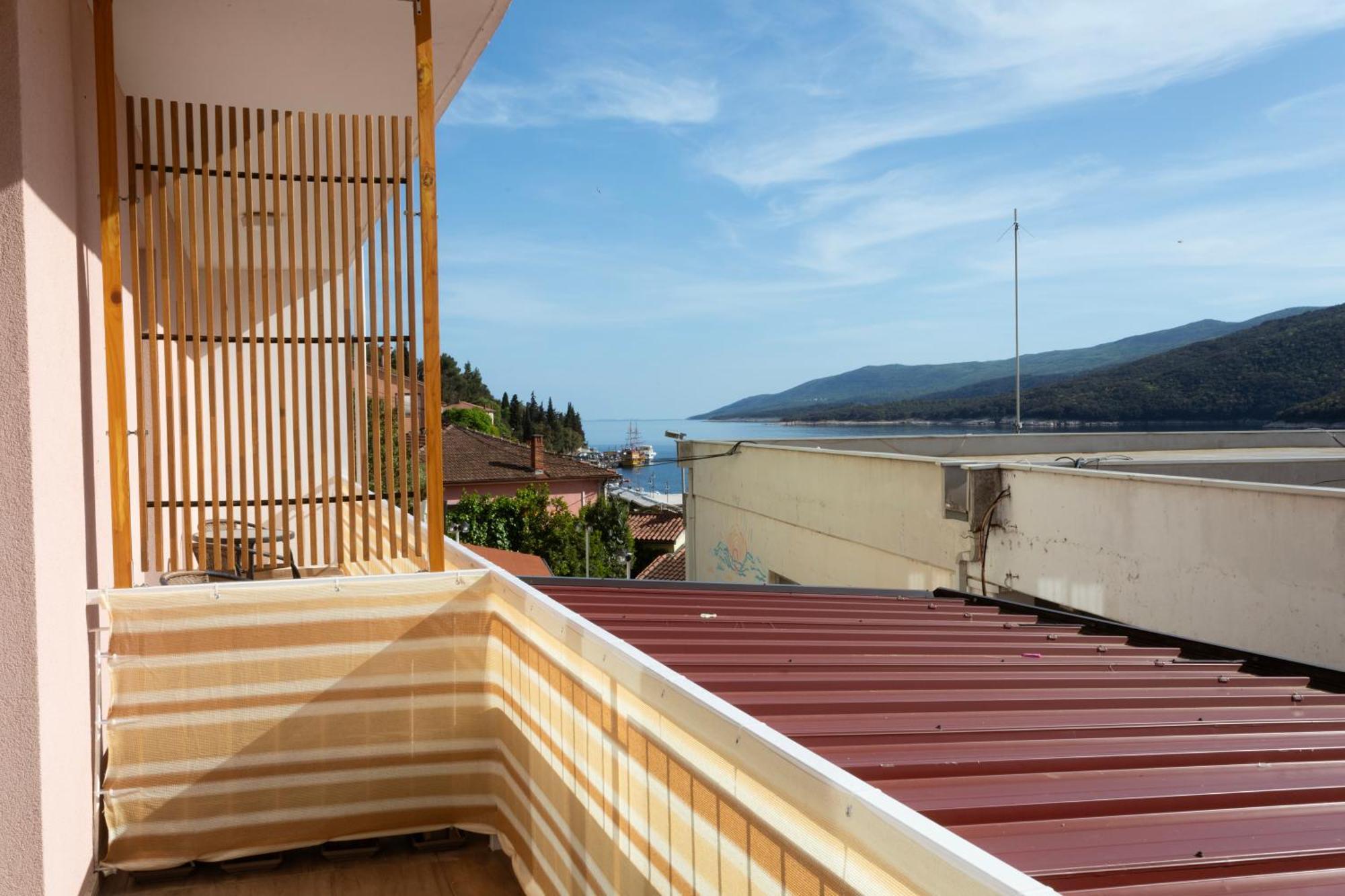 Apartments Galeb Rabac Exterior photo