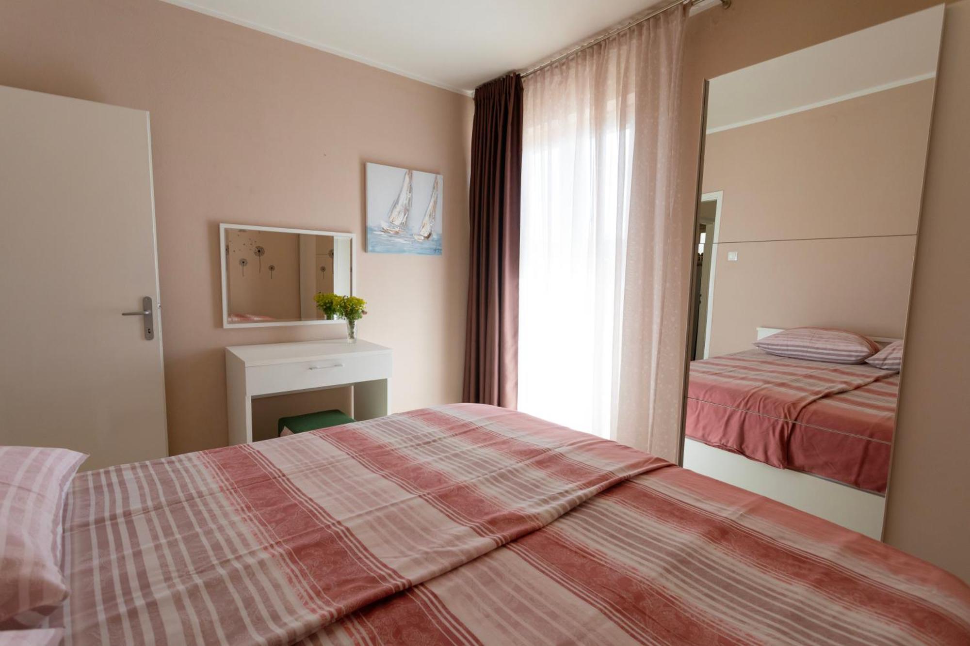 Apartments Galeb Rabac Exterior photo
